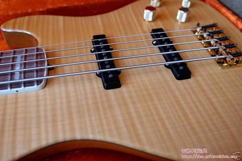Fender Deluxe Jazz Bass V FMT 4.jpg